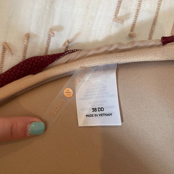 Shade & Shore Women's Maroon Underwire Padded Bikini Top, 38DD new without tags - Picture 2 of 4